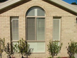 plantation-shutters-28