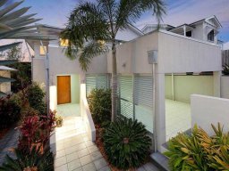 plantation-shutters-34