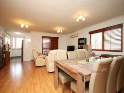 plantation-shutters-58