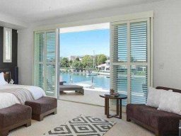 plantation-shutters-63